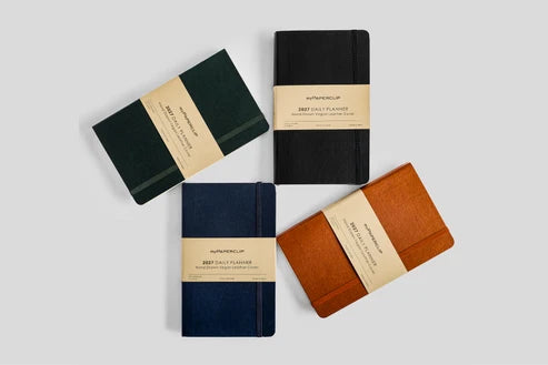 2027 DAILY PLANNER - M2