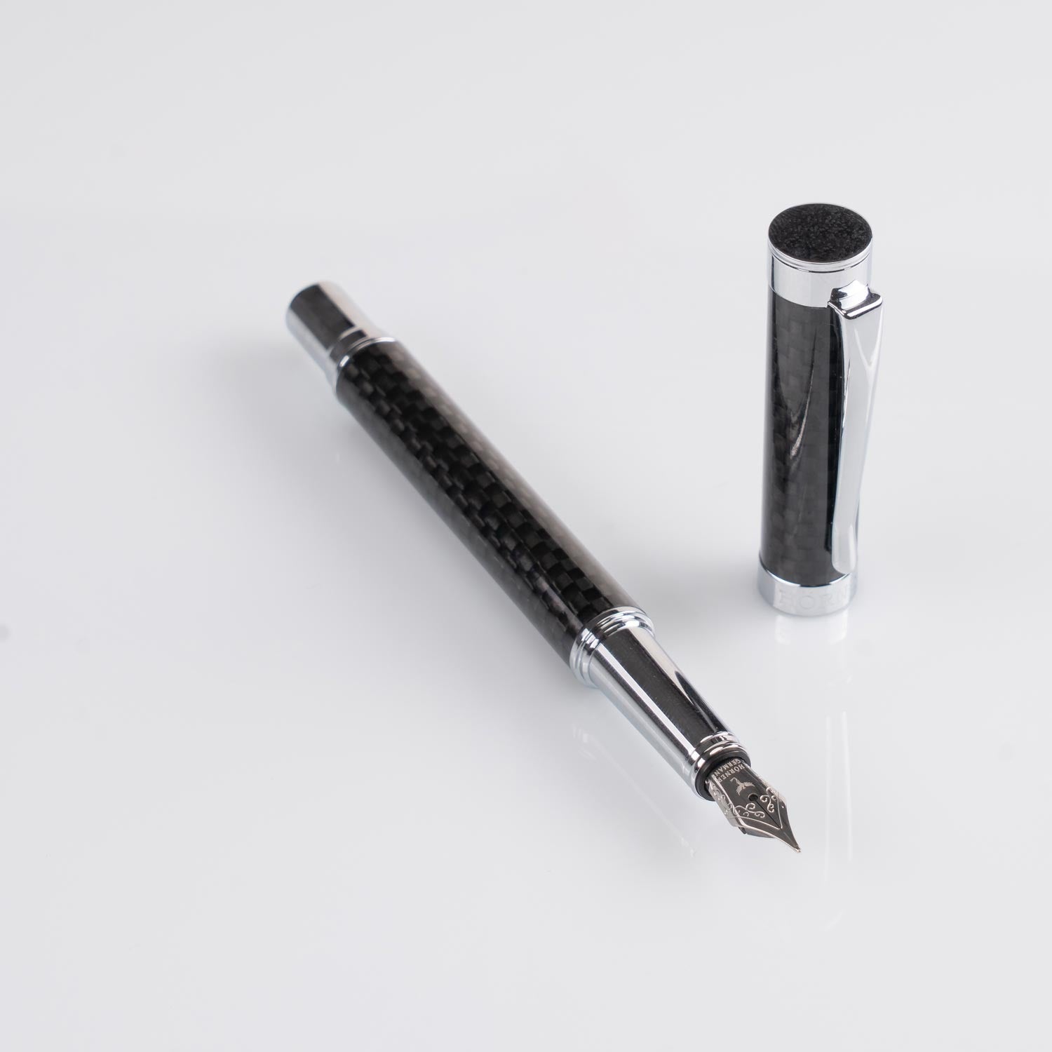 Horner | One | Fountain Pen | Carbon