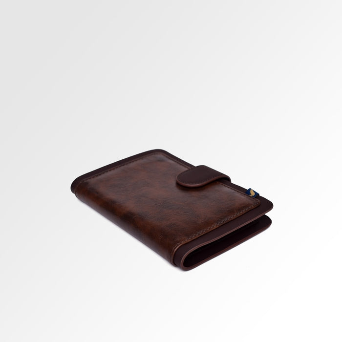 Unmet Desire Passport Holder | Moderno | Brown