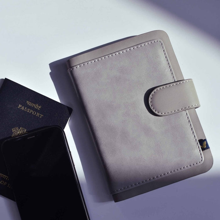 Unmet Desire Passport Holder | Moderno | Grey