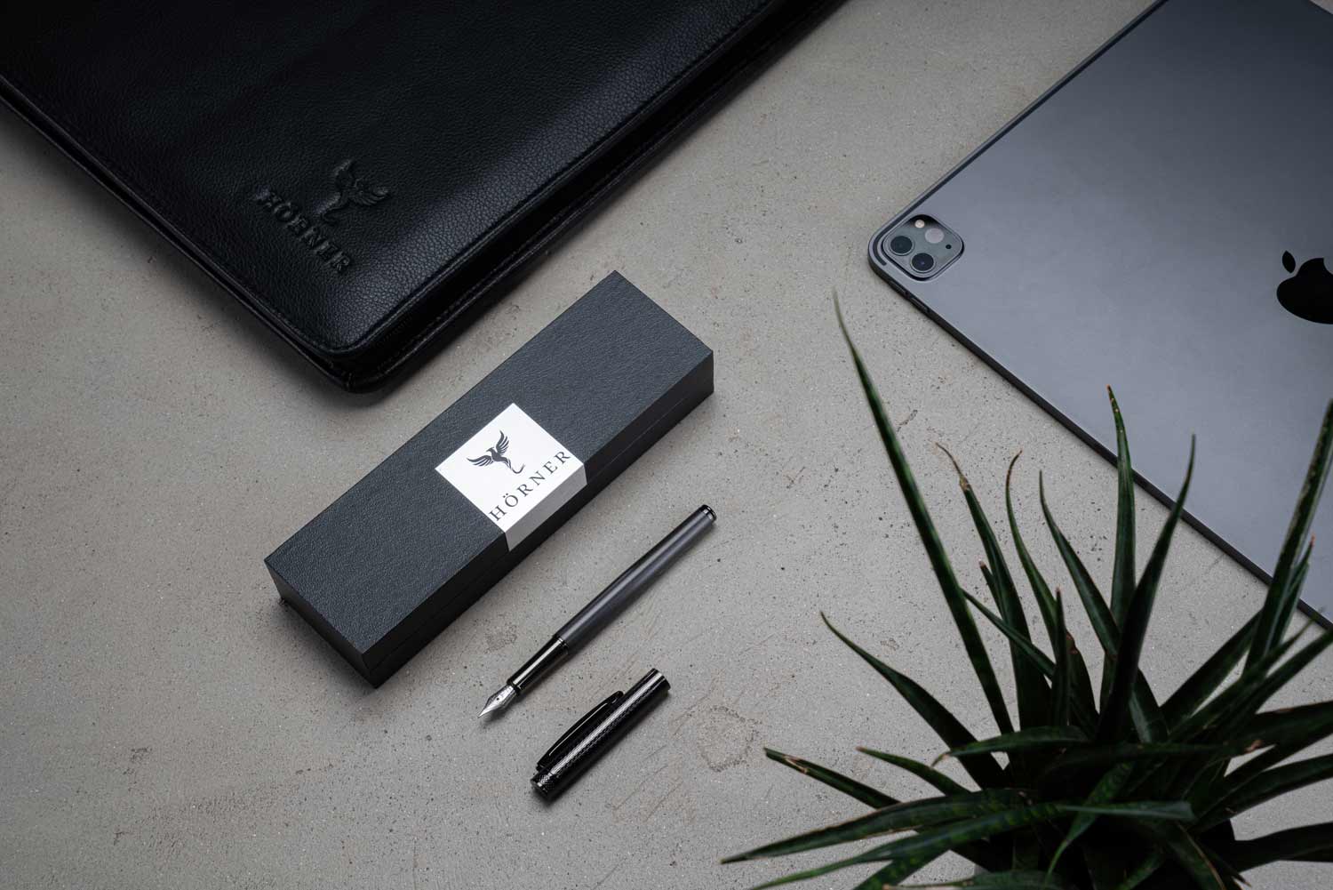 Horner | Levio | Fountain Pen | Gunmetal Grey