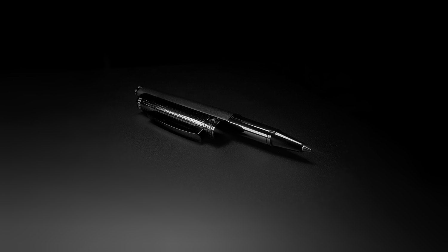 Horner | Levio | Rollerball Pen | Gunmetal Grey