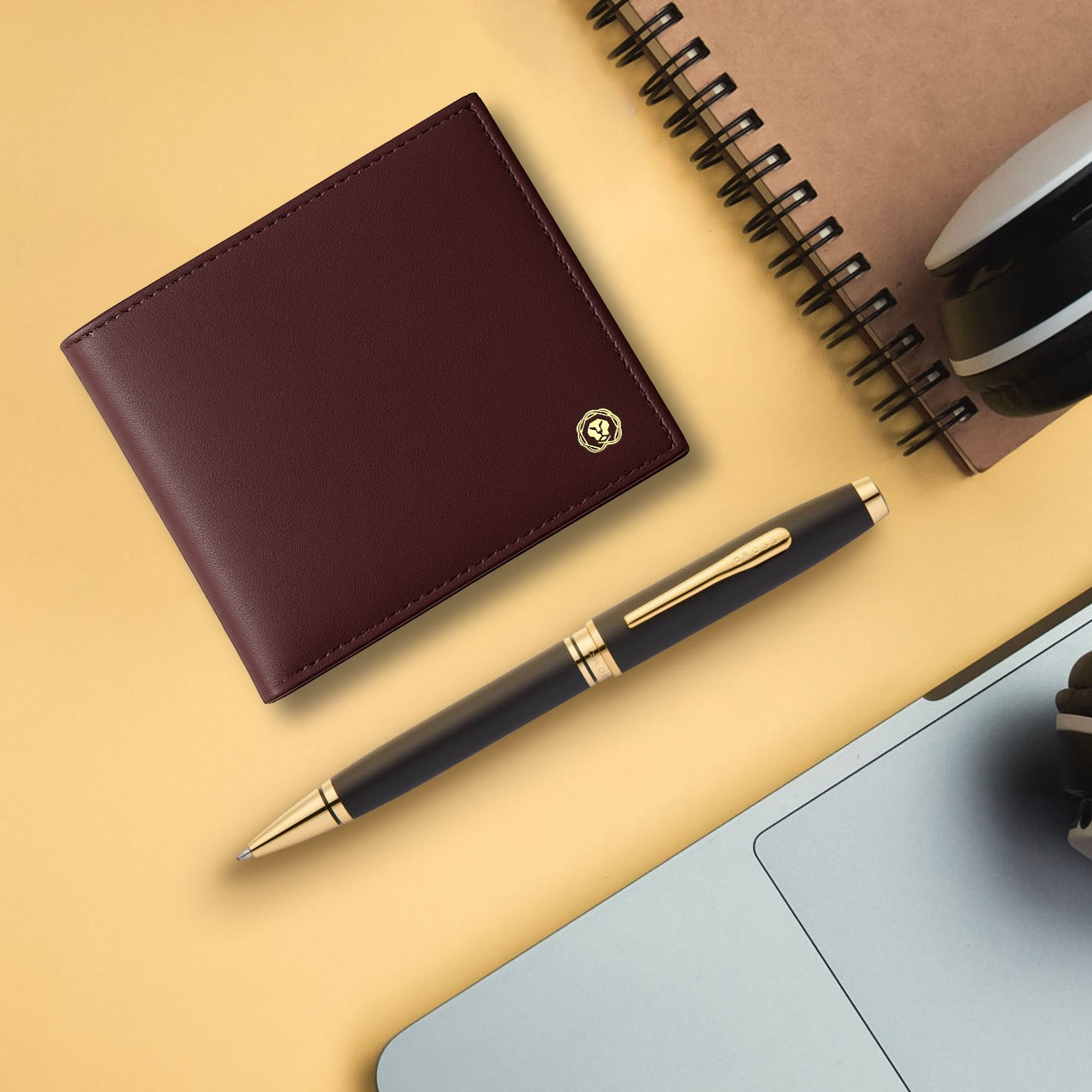 CROSS AT0662-11  COVENTRY LAQUE BLACK GOLD TRIM BALLPOINT PEN WITH BROWN WALLET | GIFT SET