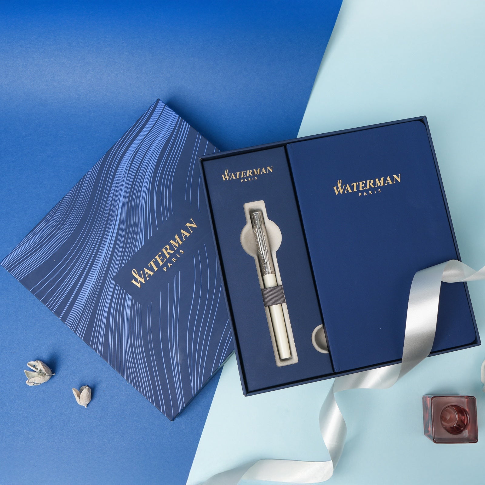 Waterman Allure Deluxe White Chrome Trim Fountain Pen with Waterman Notebook Gift Set
