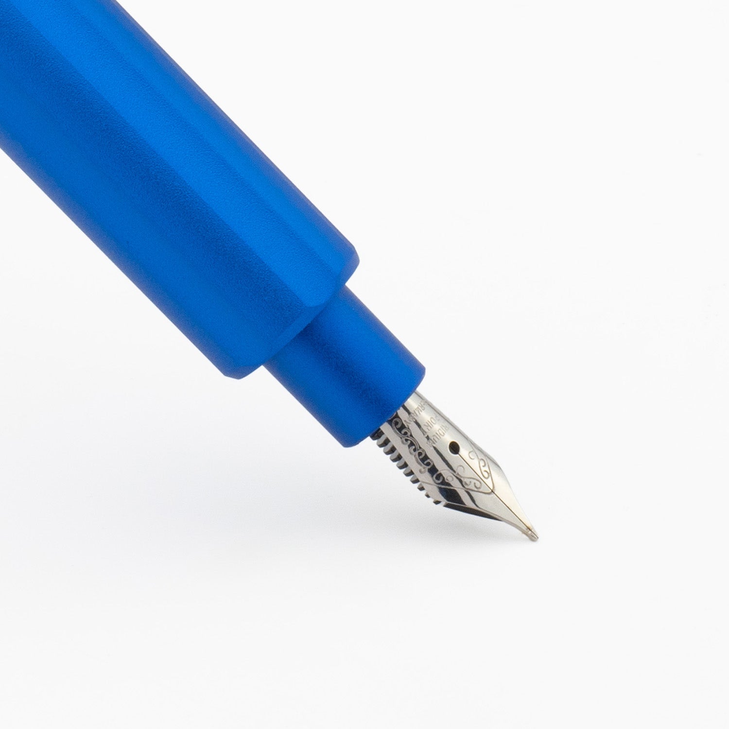 Monteverde Axis Fountain Pen - Matte Blue