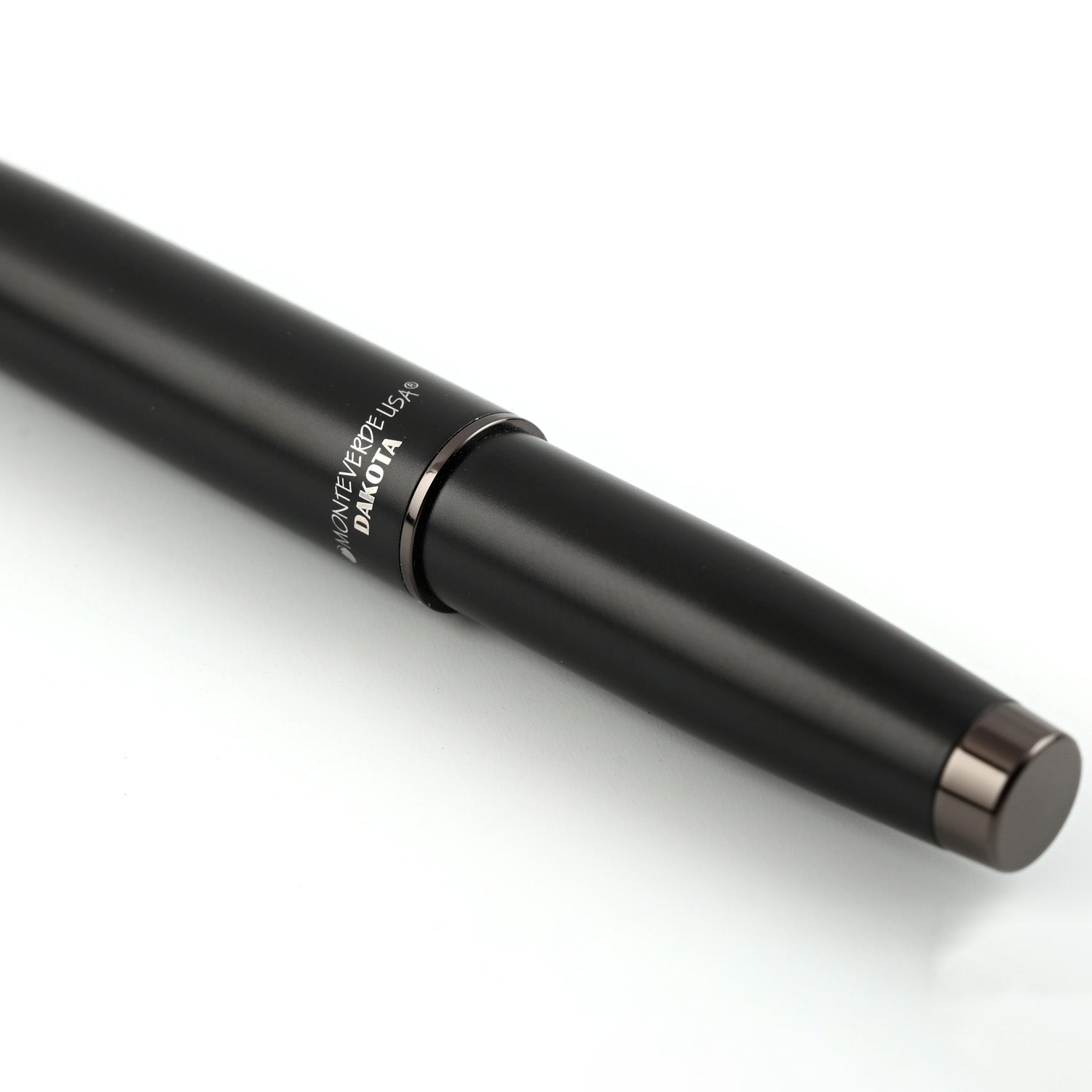 Monteverde Dakota Fountain Pen - Black Sky