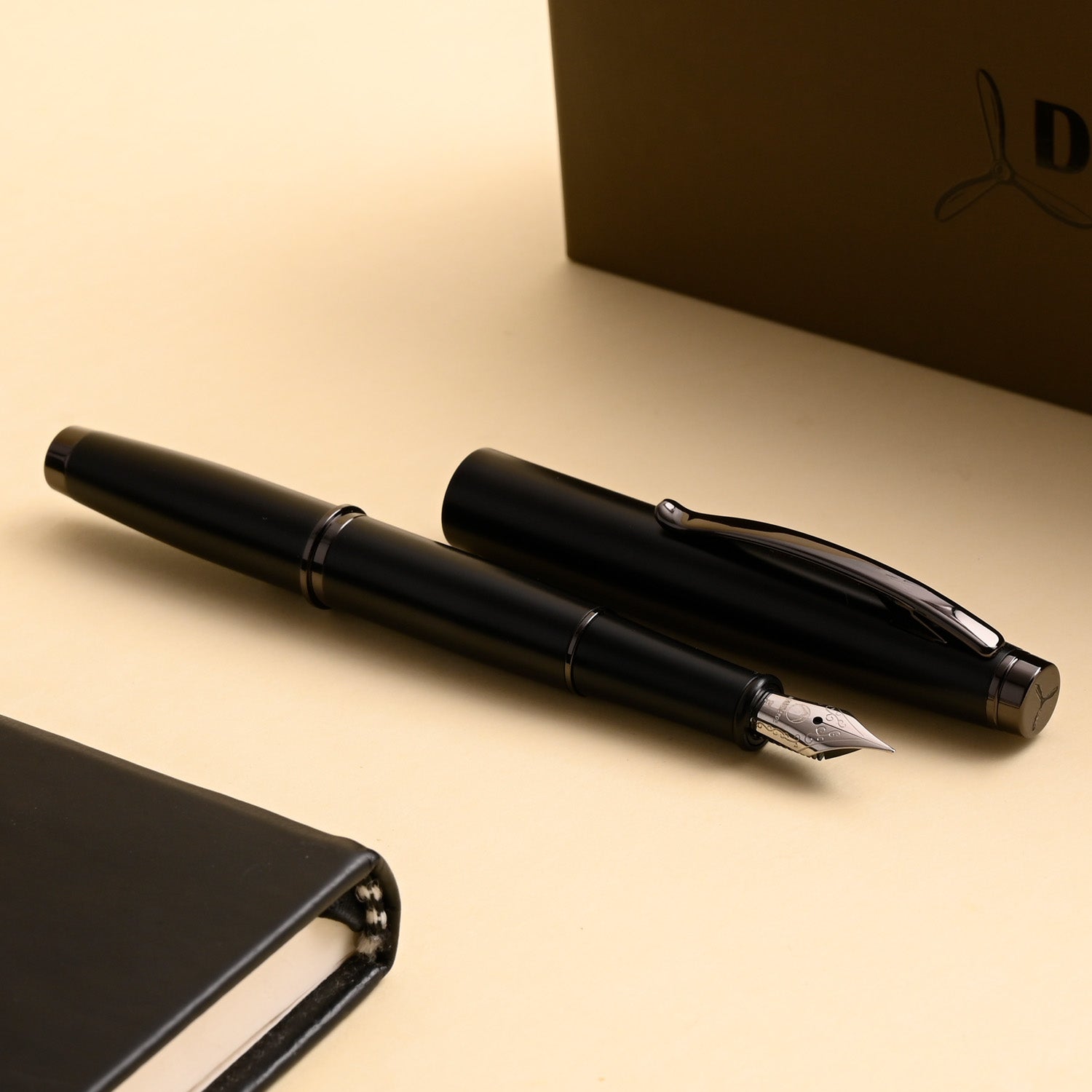 Monteverde Dakota Fountain Pen - Black Sky