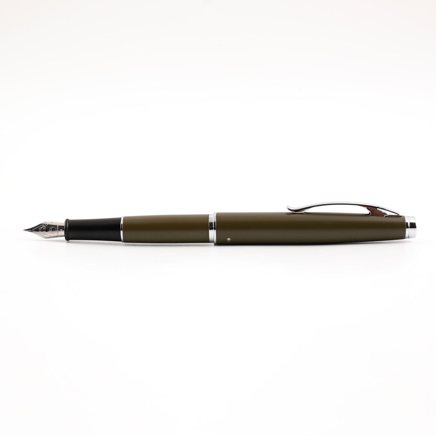 Monteverde Dakota Fountain Pen - Military Green CT 7