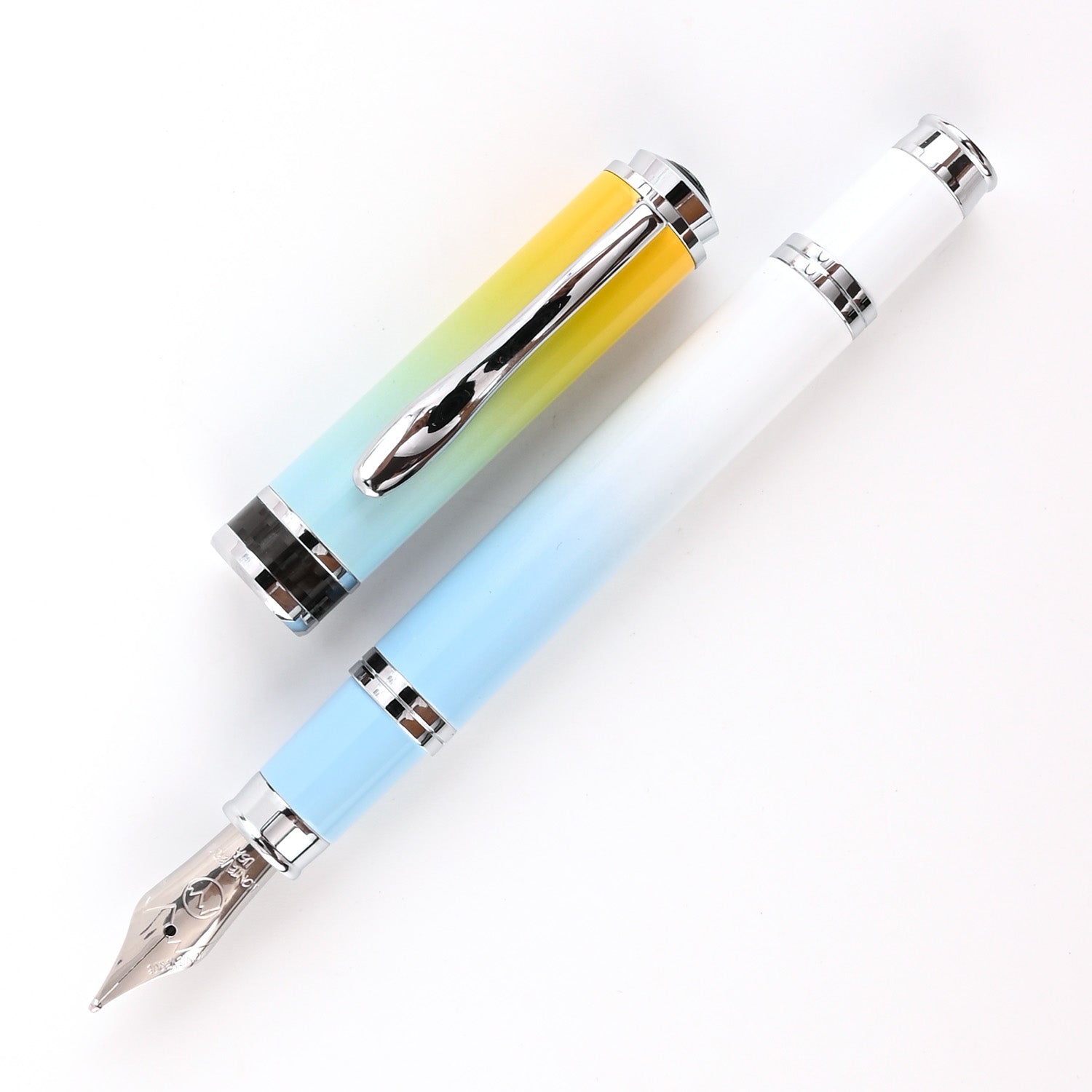 Monteverde Innova Ombre Fusion Fountain Pen - Bliss CT 2