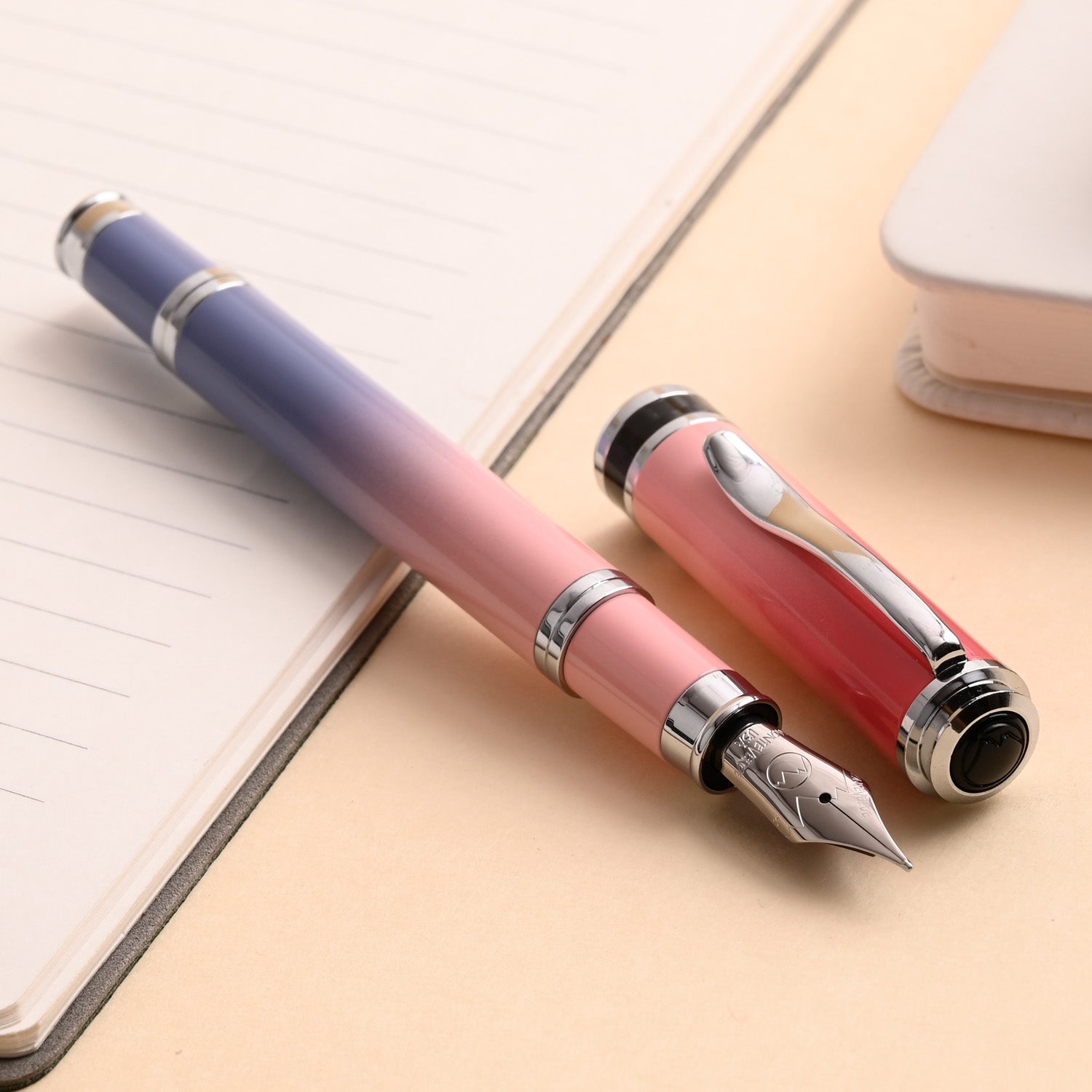 Monteverde Innova Ombre Fusion Fountain Pen - Charm CT 10
