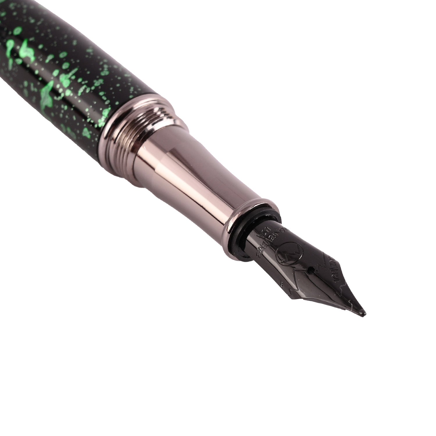 Monteverde Invincia Vega Fountain Pen - Starlight Green 3