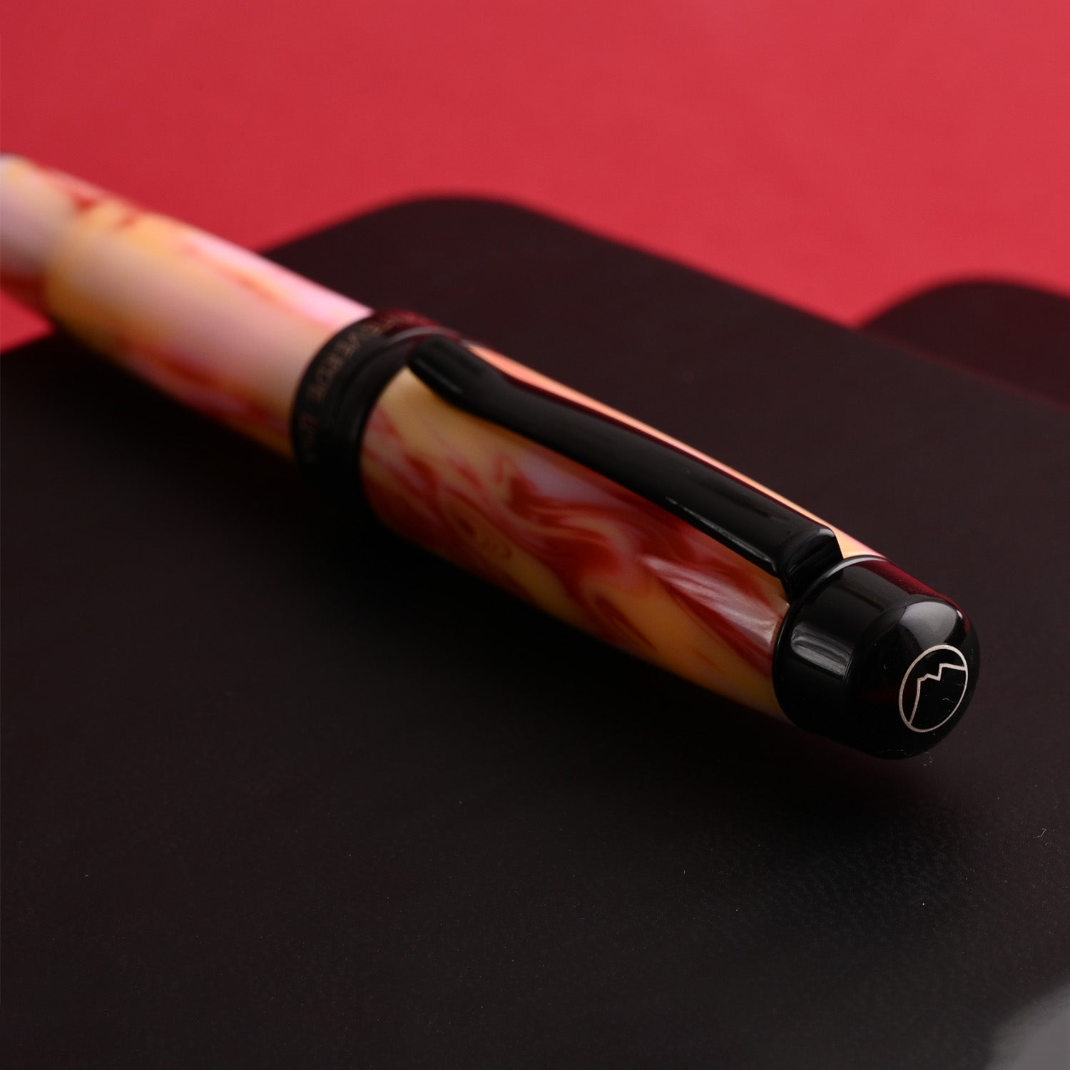 Monteverde Prima Fountain Pen - Red Swirl BT 12