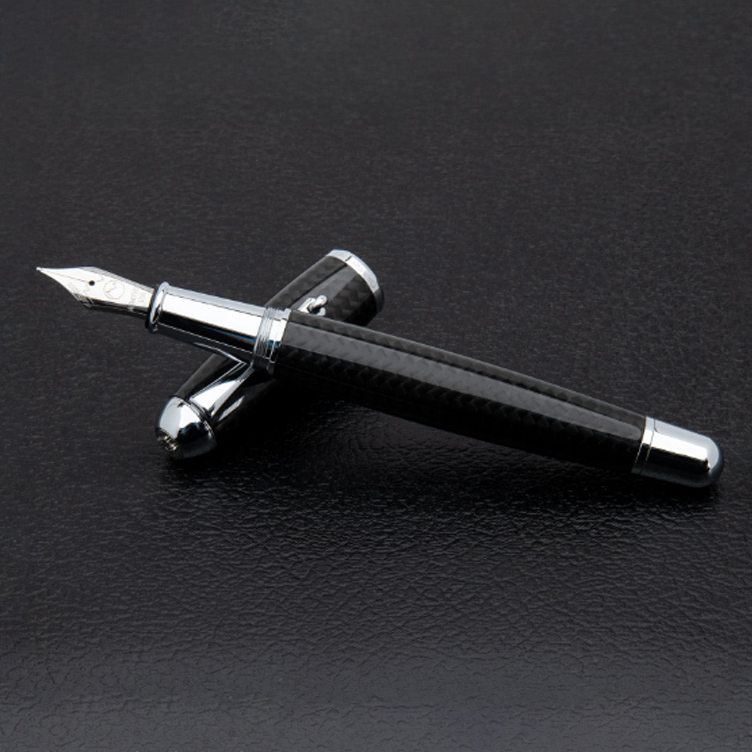 Monteverde Super Mega Carbon Fibre Fountain Pen - Black CT 7