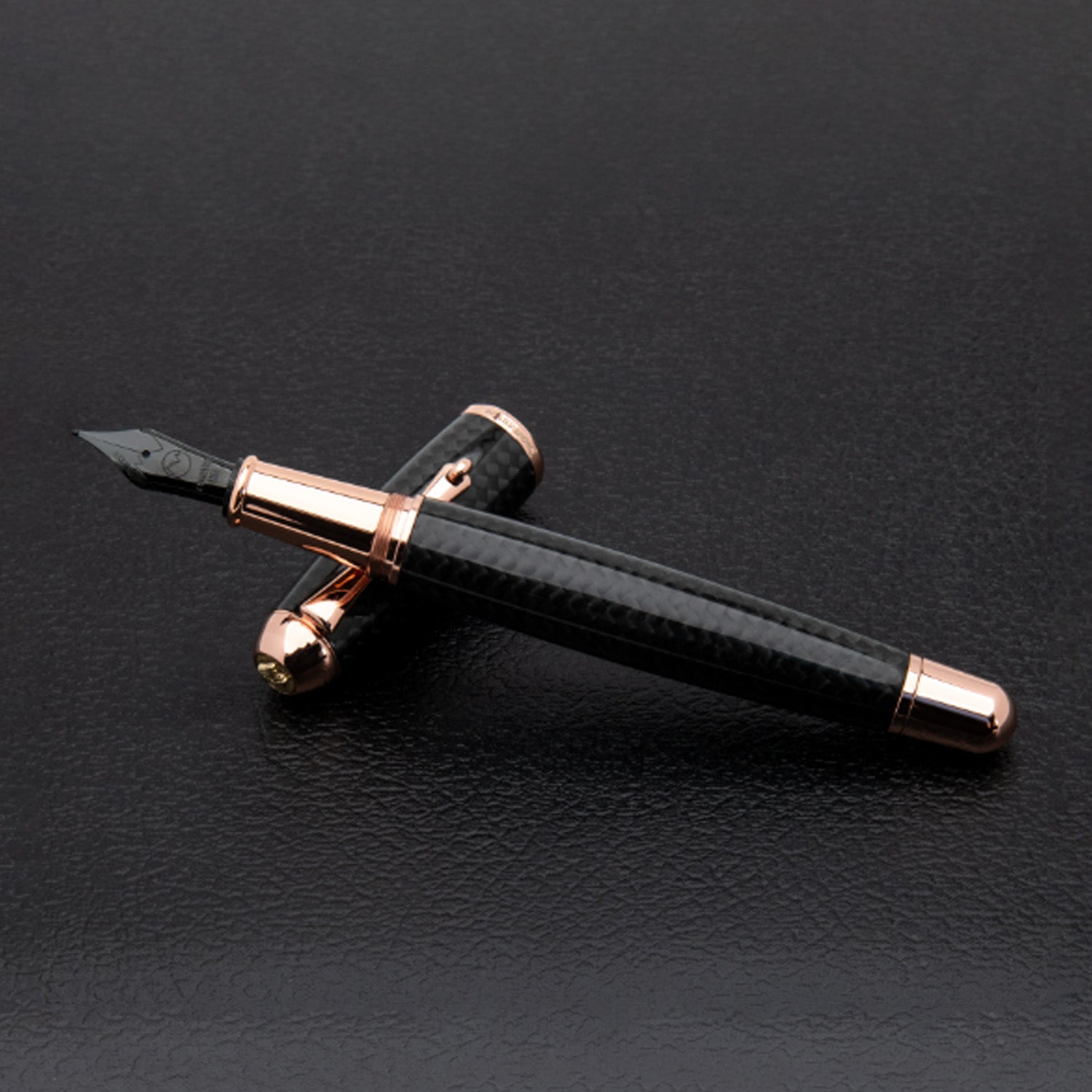 Monteverde Super Mega Carbon Fibre Fountain Pen - Black RGT 3