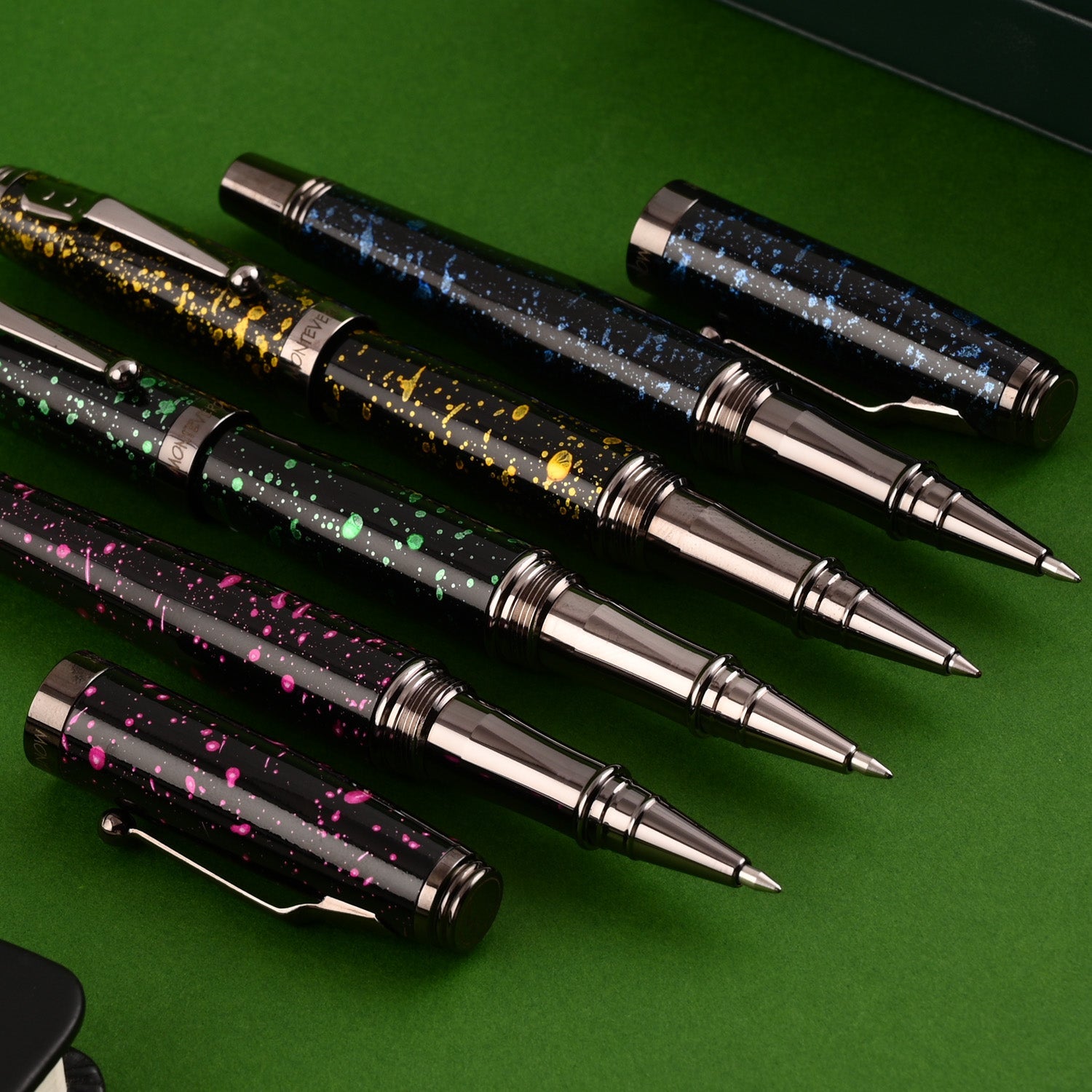Monteverde Invincia Vega Roller Ball Pen - Starlight Green 3