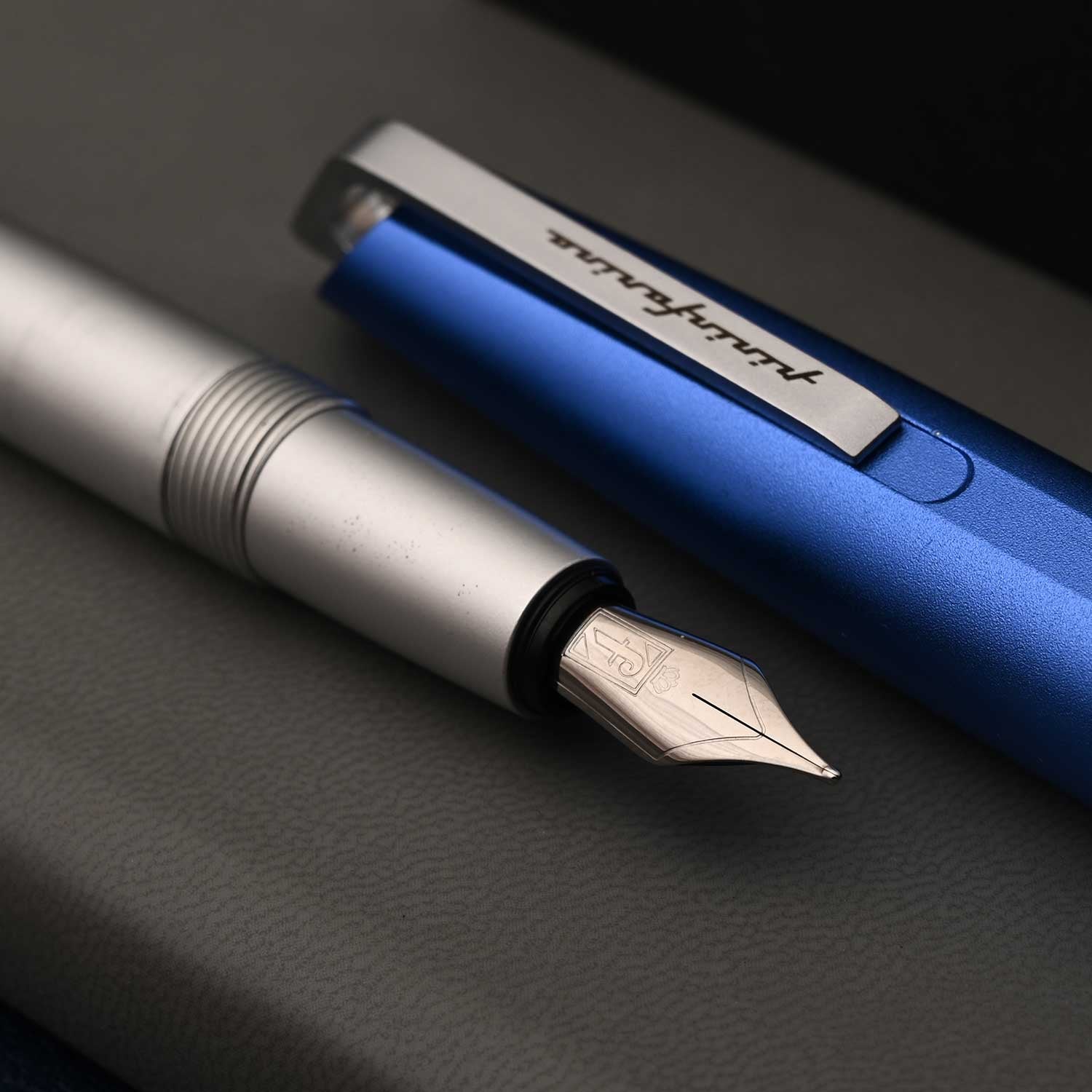 Pininfarina | Pf Go | Fountain pen | Blue | Bold