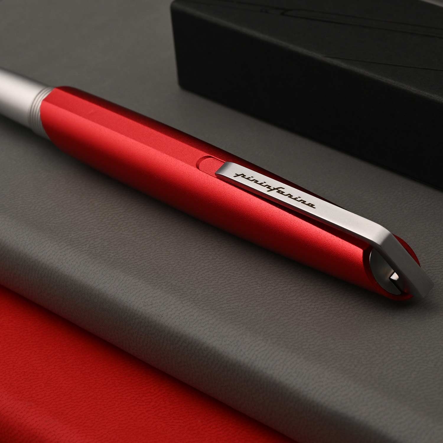 Pininfarina | Pf Go | Fountain pen | Red | Medium