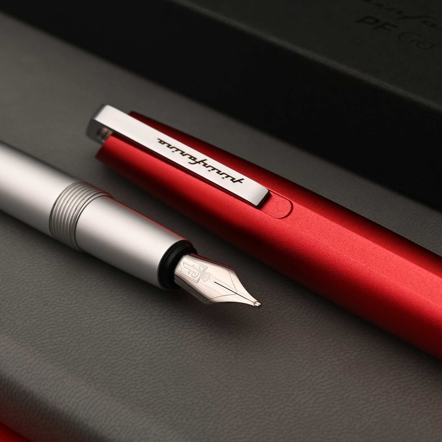 Pininfarina | Pf Go | Fountain pen | Red | Bold