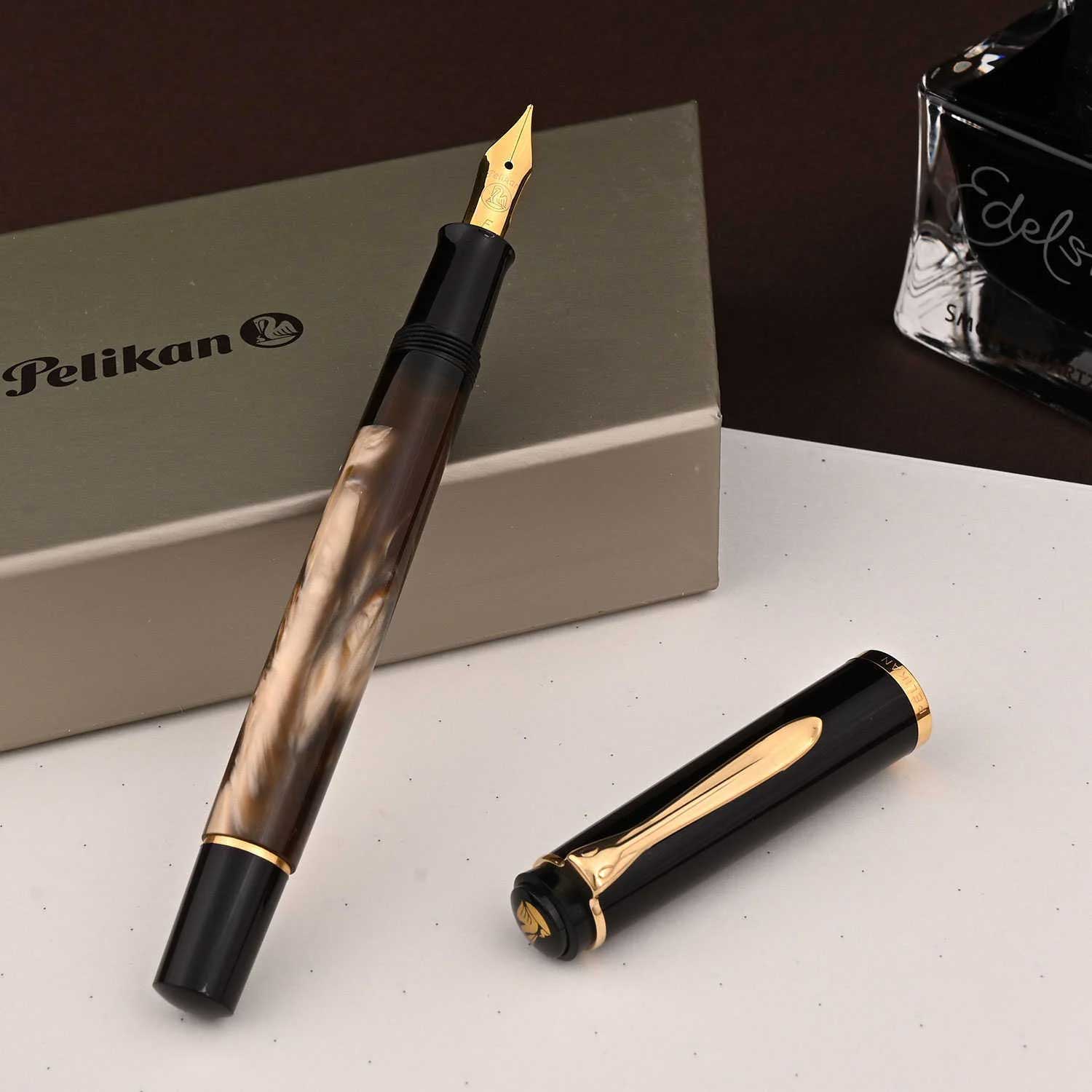 Pelikan M200 Fountain Pen – Brown Marbled