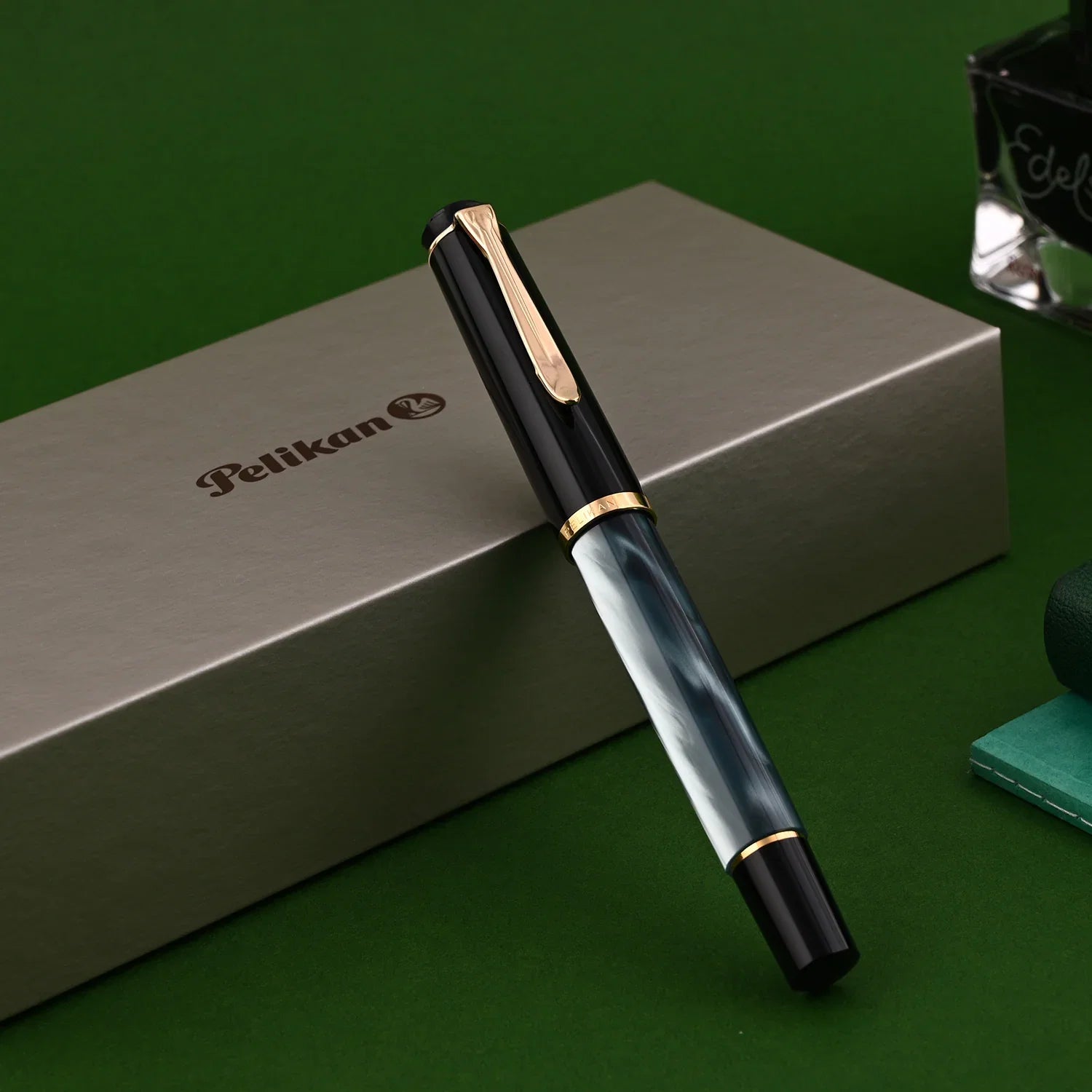 Pelikan M200 Fountain Pen – Green Marbled