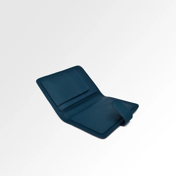 Unmet Desire Passport Holder | Moderno | Blue