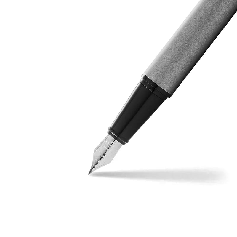 Sheaffer Gift 300 Lacquer Matte Grey with Polished Black Trim Fountain Pen Medium Nib