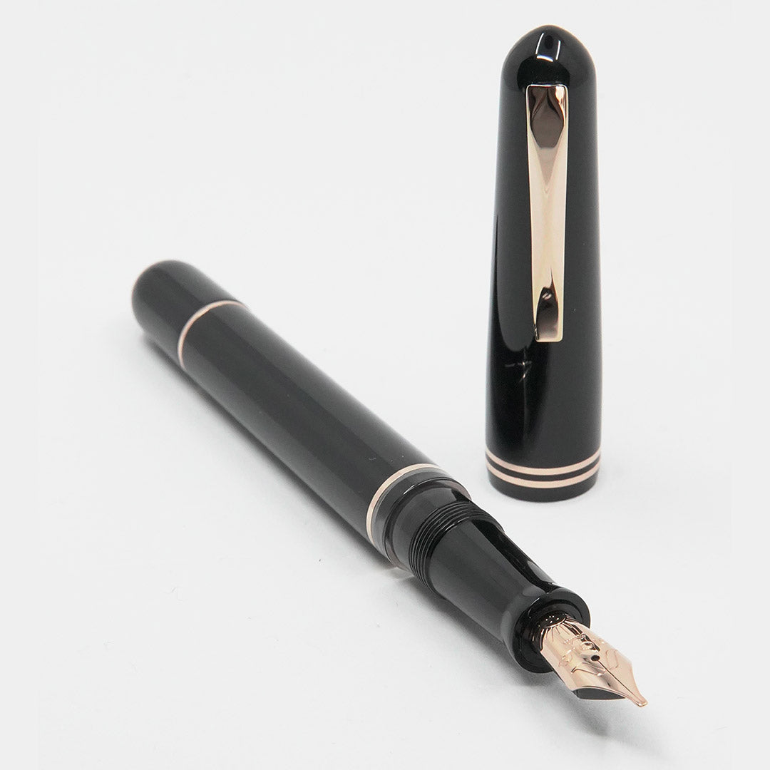 GIOIA | Metis | Fountain Pen | Classic | Black | Rose Gold Trims