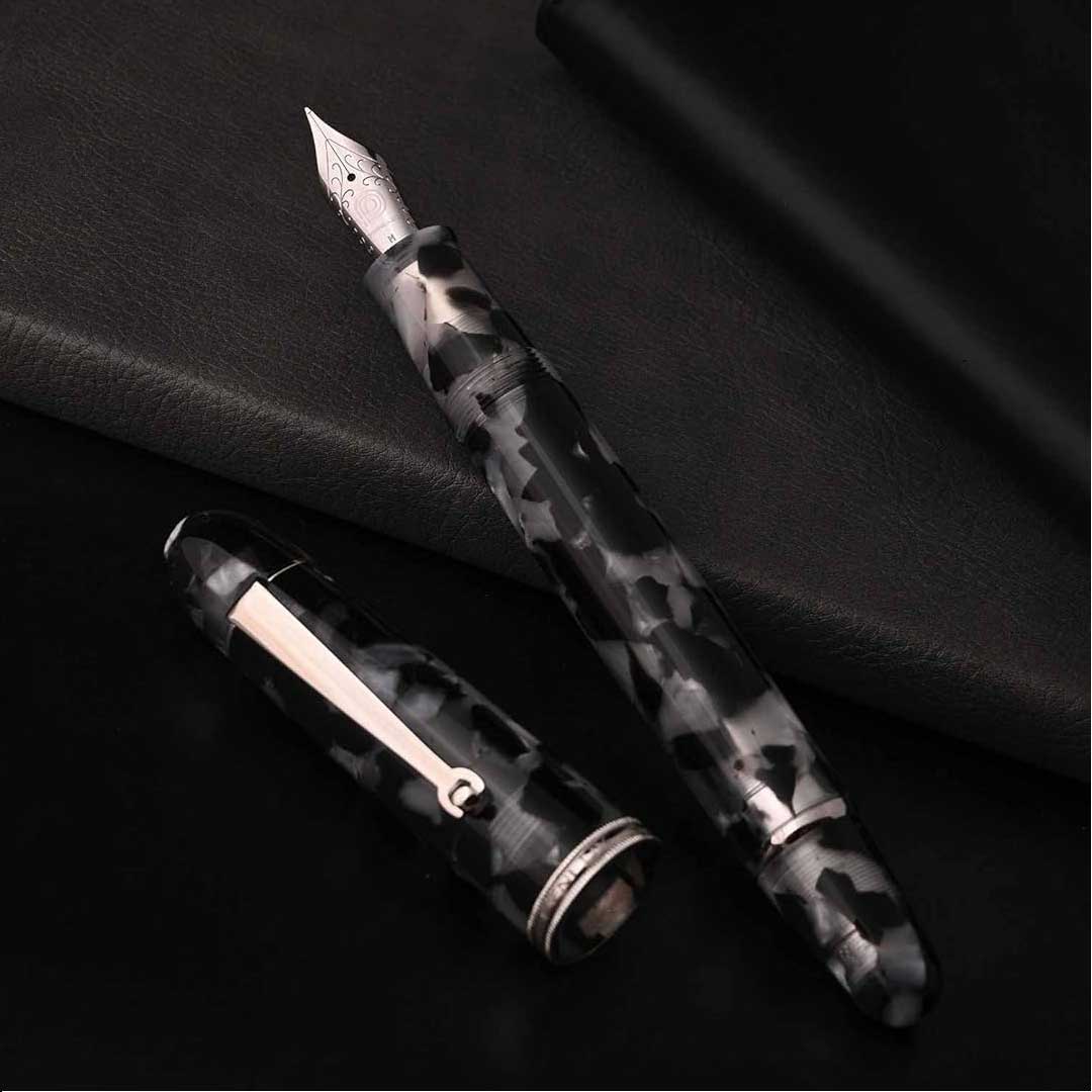 Penlux | Koi | Fountain Pen | King Body | Black & White | Piston Filling