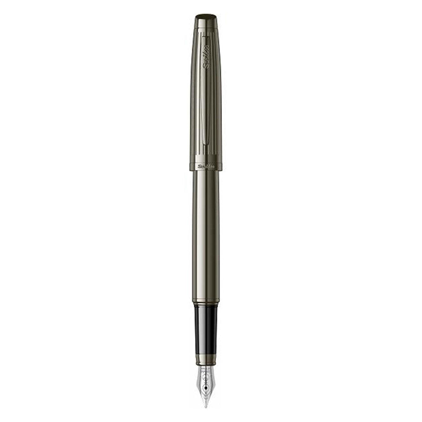 Scrikss Oscar 39 Medium nib Fountain Pen in Titanium TT