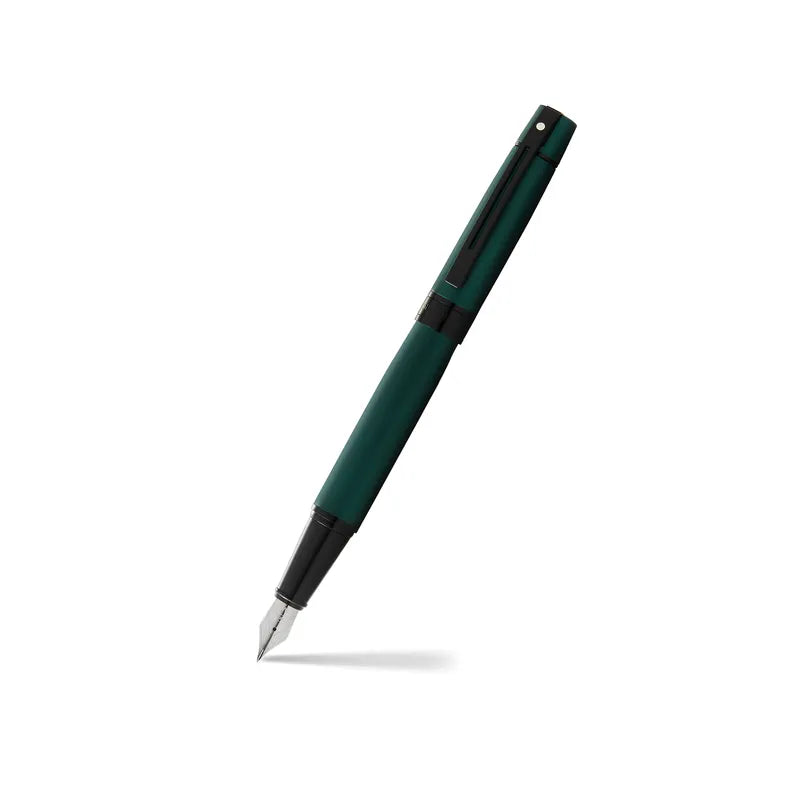 Sheaffer Gift 300 Lacquer Matte Green with Polished Black Trim Fountain Pen Medium Nib