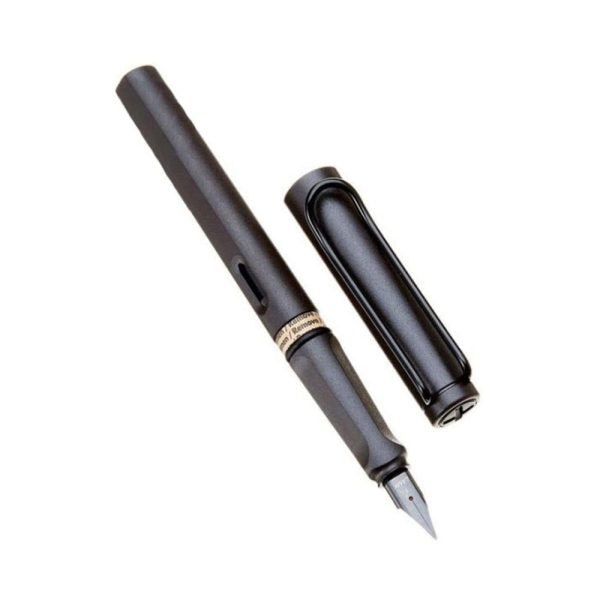Lamy 017 Safari Matt Black Fountain Pen M-Nib
